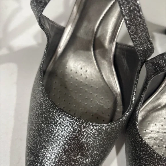 Life Stride Soft System Silver Glitter Women's Shoes Size 8.5 - Picture 13 of 15